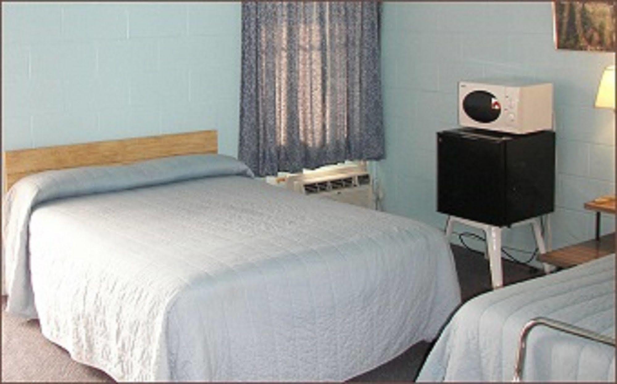 Holiday Host Motel Sonora Dış mekan fotoğraf