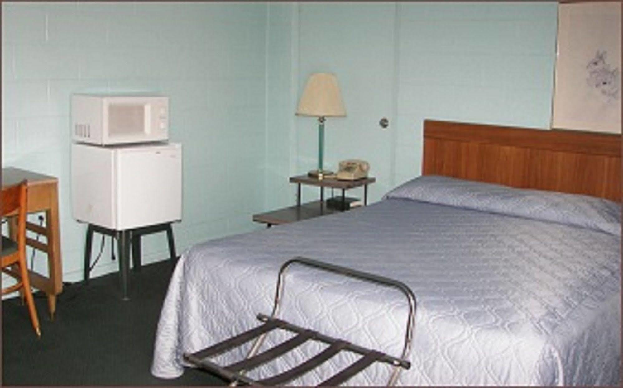 Holiday Host Motel Sonora Dış mekan fotoğraf